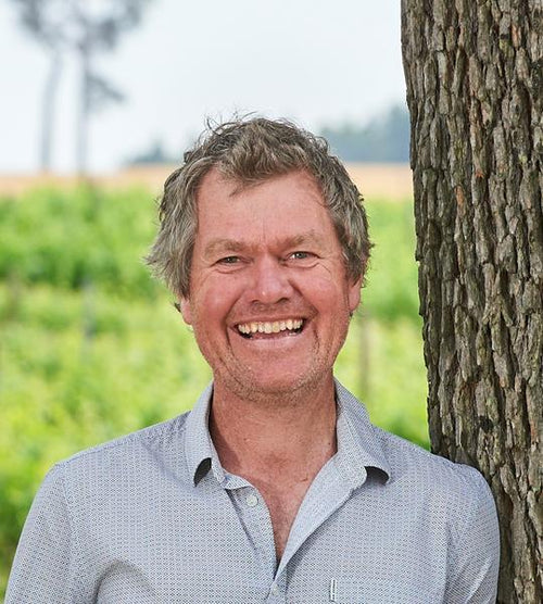 Portrait placeholder for Barrie Smith